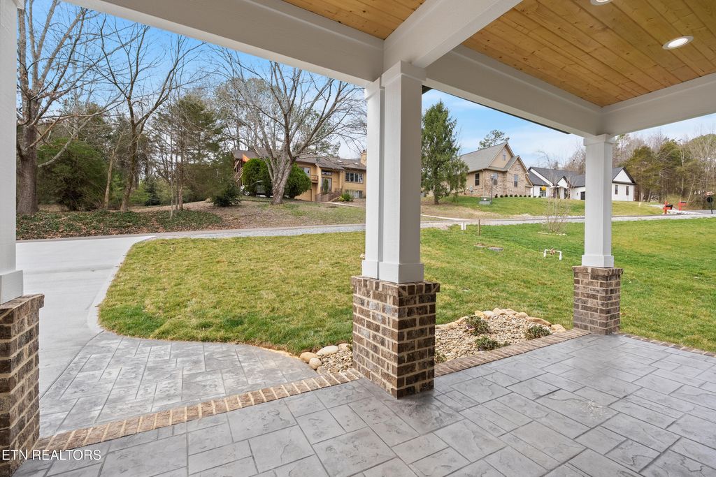 Photo of 115 Ootsima Way, Loudon, TN 37774 (MLS # 1331533)