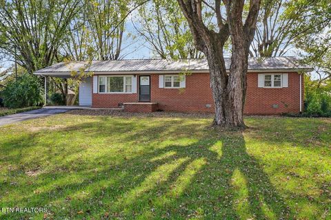 Photo of 70 Westwind Drive, Crossville, TN 38555 (MLS # 1338623)