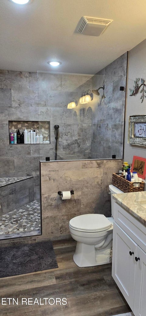 Tiny photo for 1222 Press Beaty Rd, Jamestown, TN 38556 (MLS # 1355492)