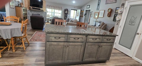 Tiny photo for 1222 Press Beaty Rd, Jamestown, TN 38556 (MLS # 1355492)