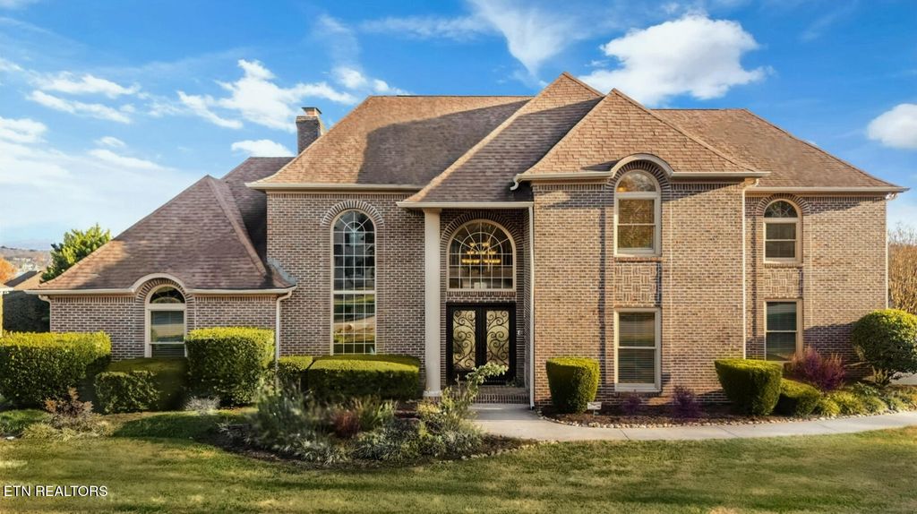 Photo of 10247 Thimble Fields Drive, Knoxville, TN 37922 (MLS # 1323106)