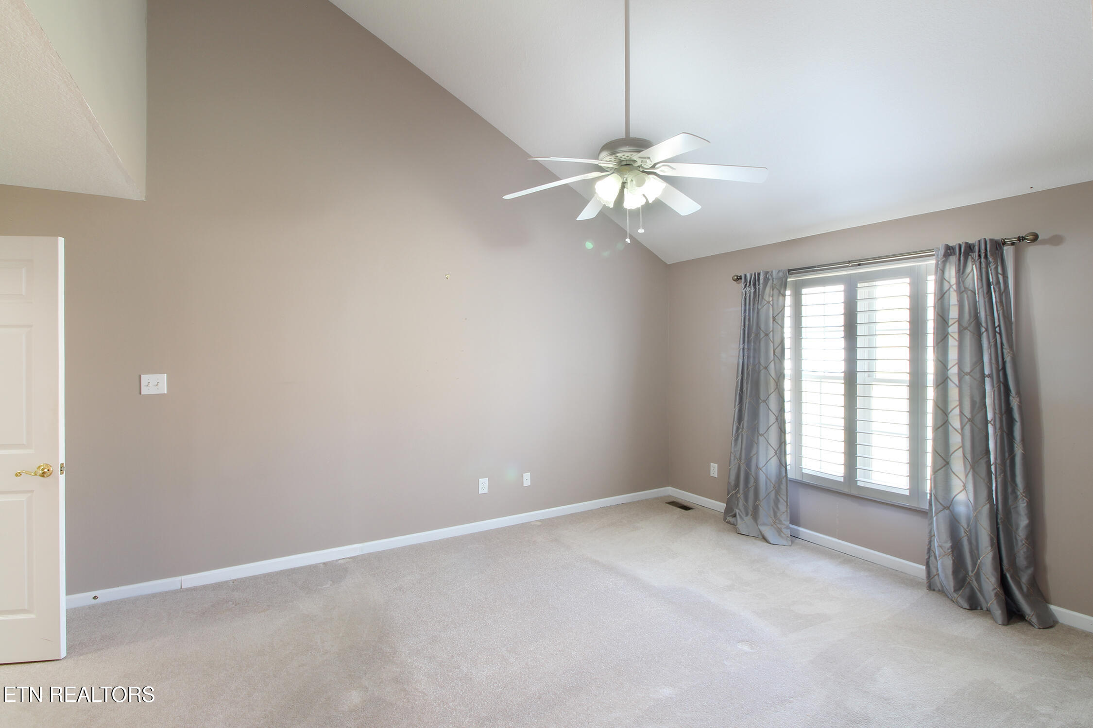 7637 Saint Baron Way