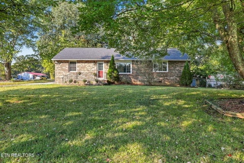 Photo of 1901 Woodson Drive, Knoxville, TN 37920 (MLS # 1359629)