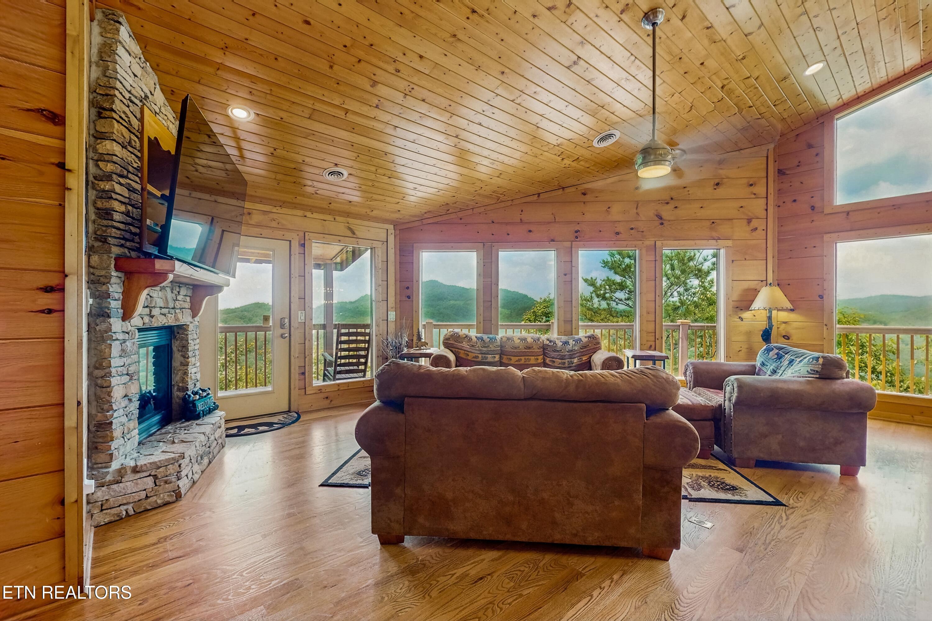 3219 Grouse Ridge Lane