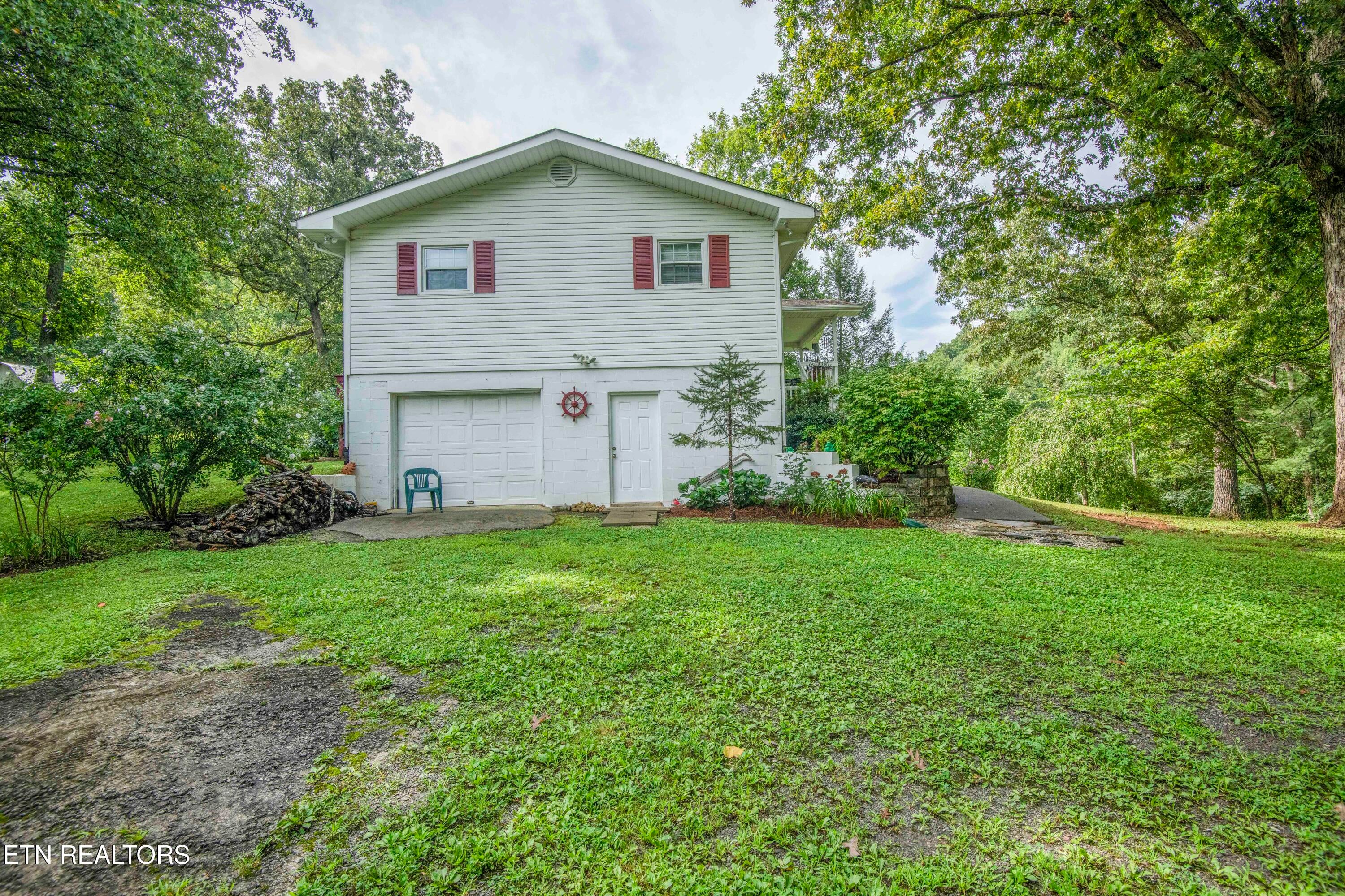248 Mountain Ave