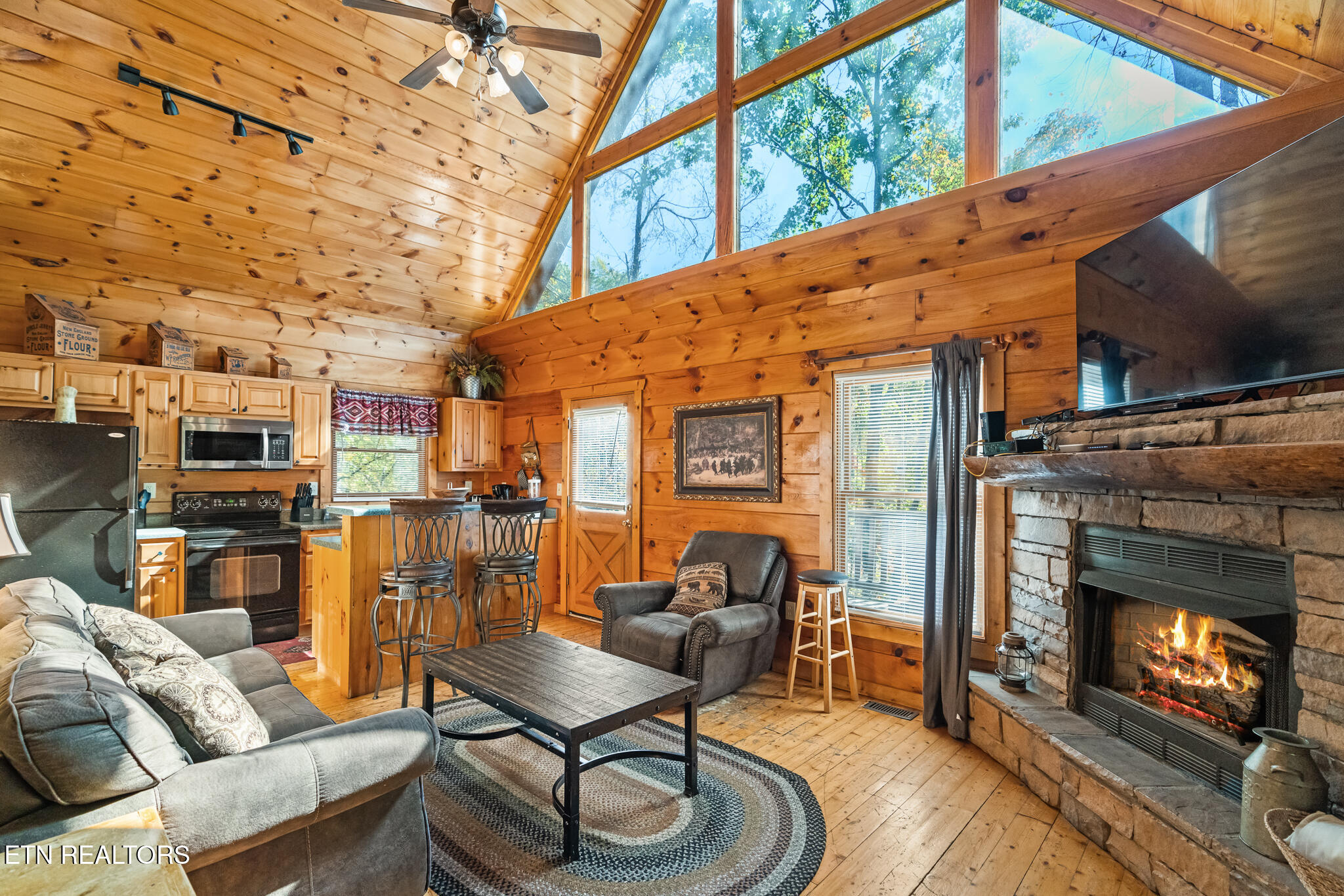 1302 Silver Poplar Lane