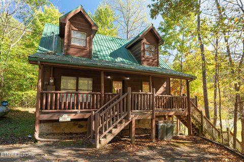 1302 Silver Poplar Lane Sevierville TN 37876