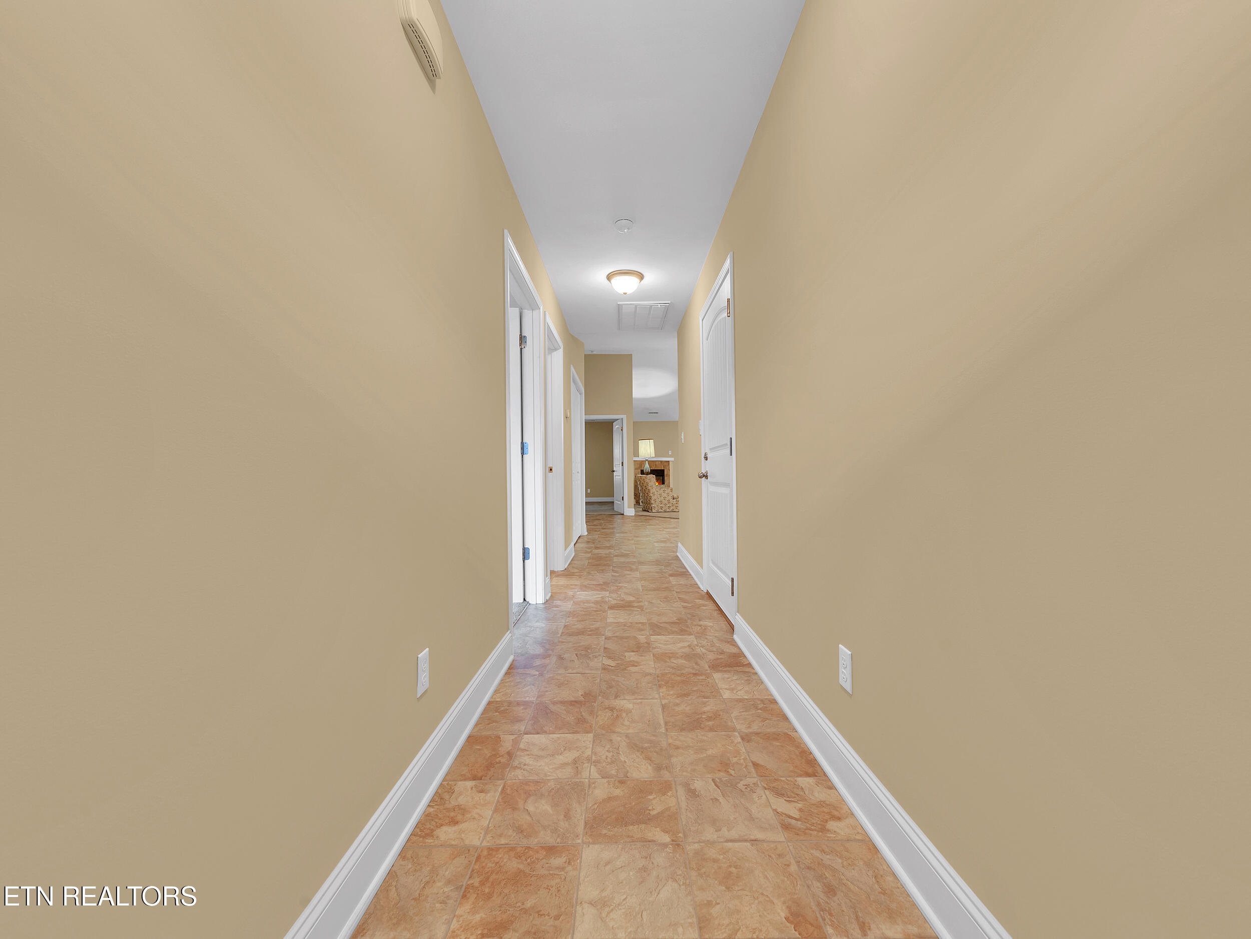 2732 Waters Place Drive