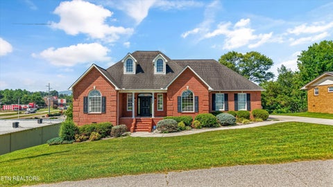 Photo of 111 Colonial Hts HTS, LaFollette, TN 37766 (MLS # 1348452)
