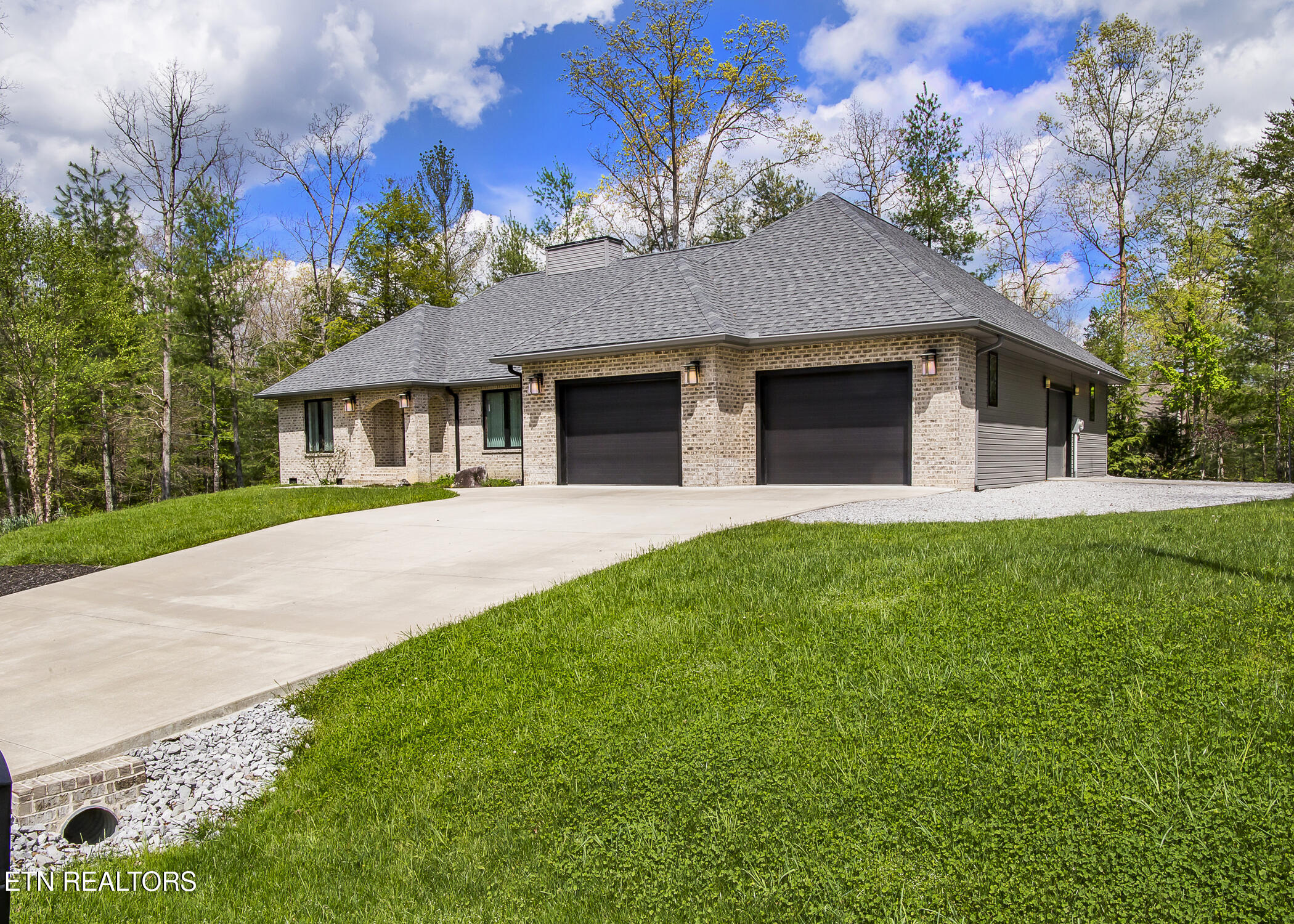 194 Forest View Drive