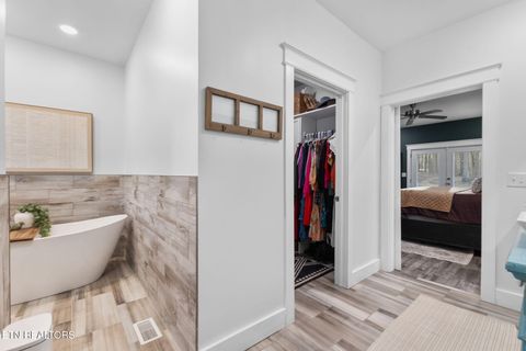 Tiny photo for 721 Upper Clear Creek Rd, Andersonville, TN 37705 (MLS # 1336128)