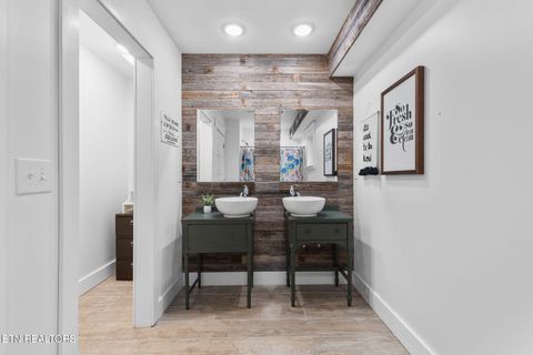 Tiny photo for 721 Upper Clear Creek Rd, Andersonville, TN 37705 (MLS # 1336128)