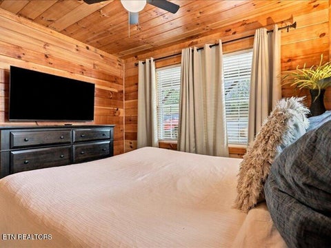Tiny photo for 527 Golf Rd, Pigeon Forge, TN 37863 (MLS # 1359449)