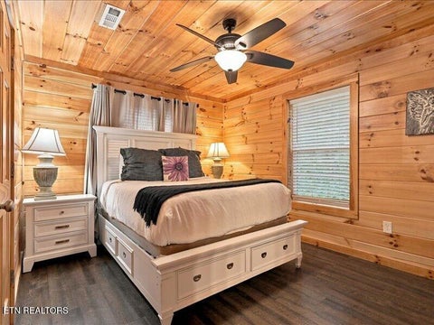 Tiny photo for 527 Golf Rd, Pigeon Forge, TN 37863 (MLS # 1359449)