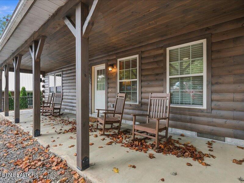 Photo of 527 Golf Rd, Pigeon Forge, TN 37863 (MLS # 1359449)