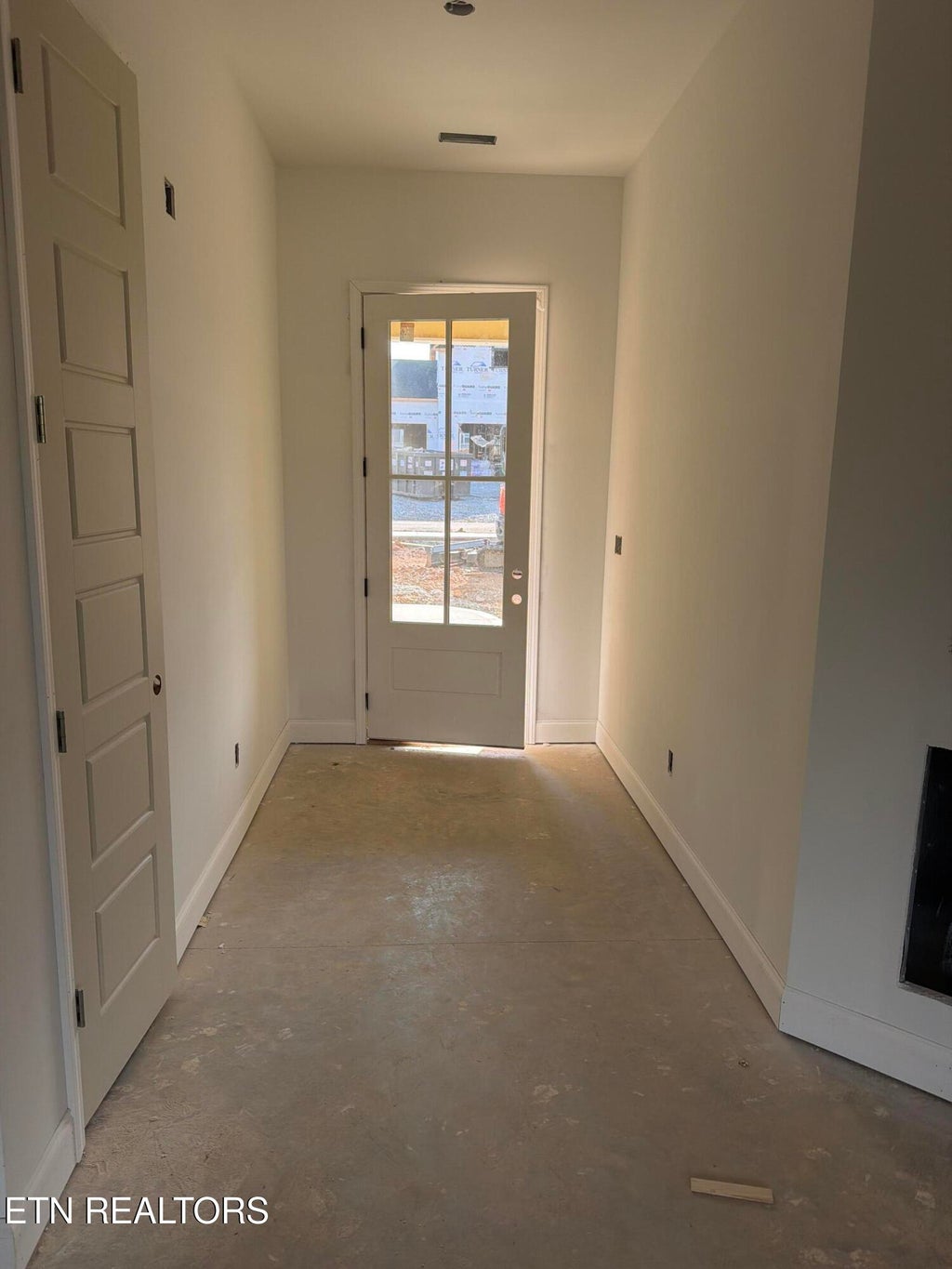 Photo of 146 Poppy Place, Lenoir City, TN 37772 (MLS # 1350948)