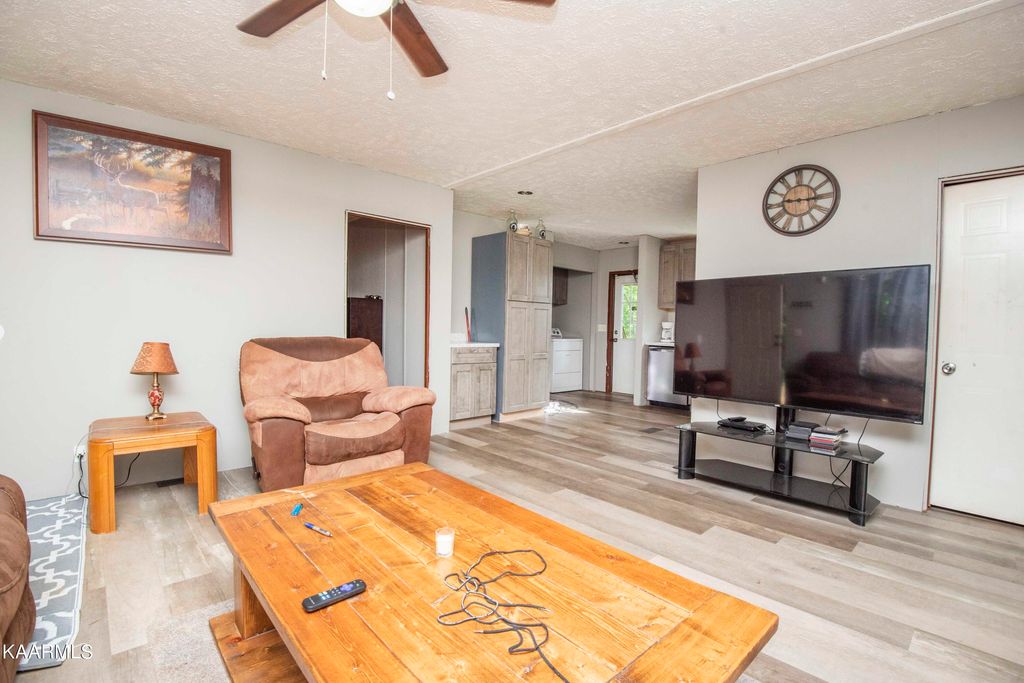 Photo of 227 Endsley Quarry Lane, Friendsville, TN 37737 (MLS # 1227716)