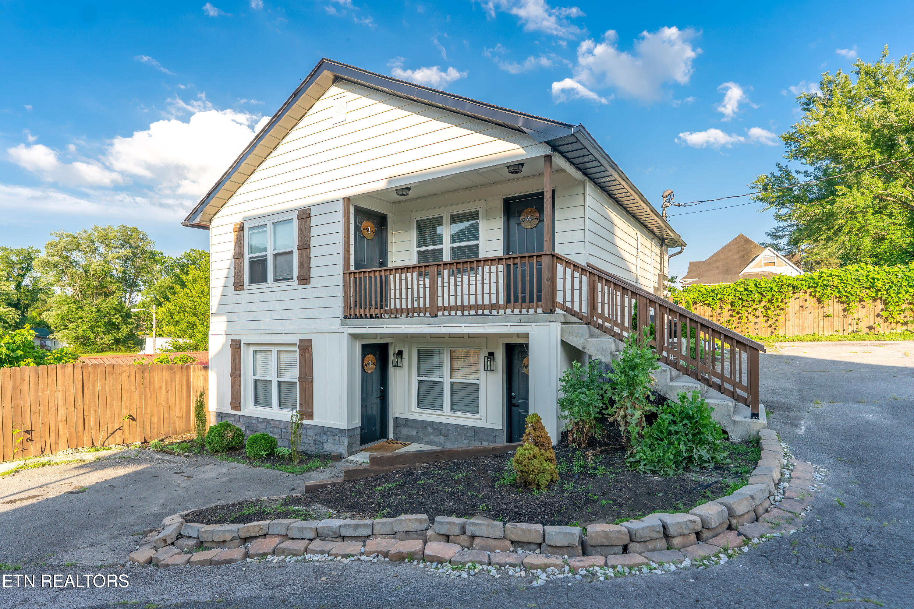 508 E Central Ave