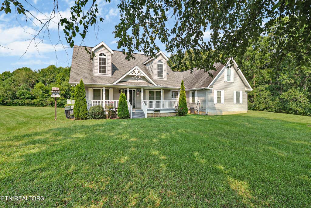 Photo of 246 Autumn Drive, Crossville, TN 38571 (MLS # 1350283)