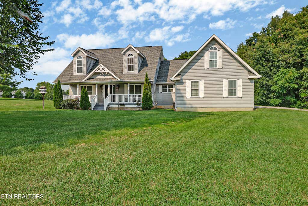 Photo of 246 Autumn Drive, Crossville, TN 38571 (MLS # 1350283)