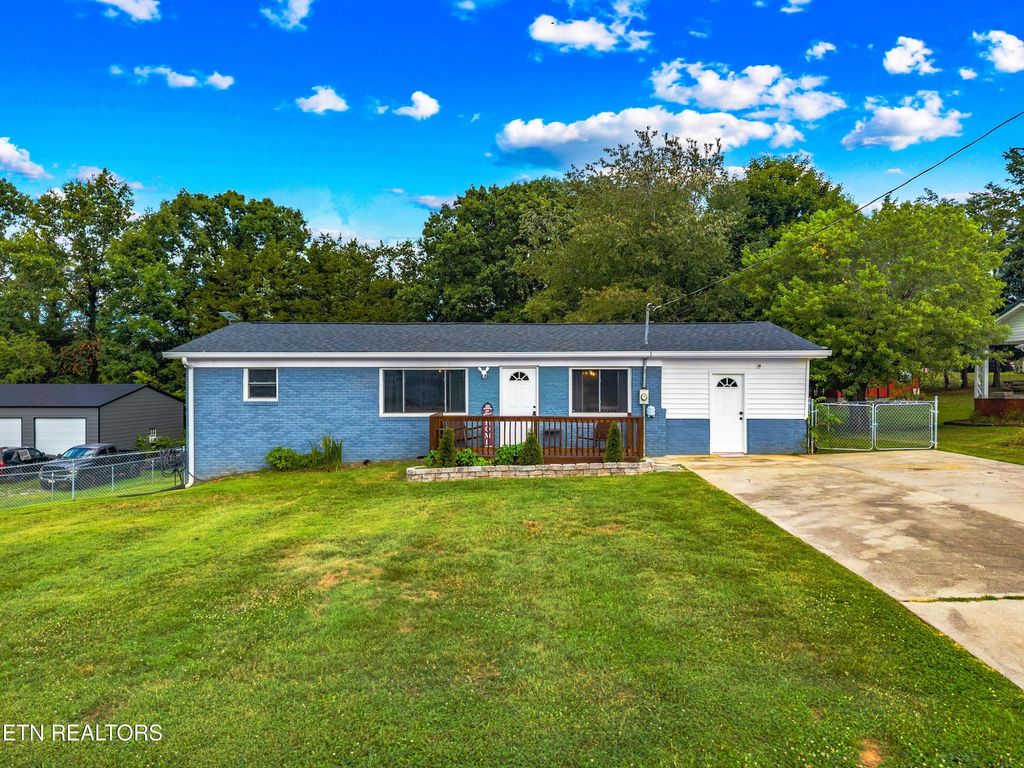 Photo of 157 Campbell Drive, Bean Station, TN 37708 (MLS # 1311964)