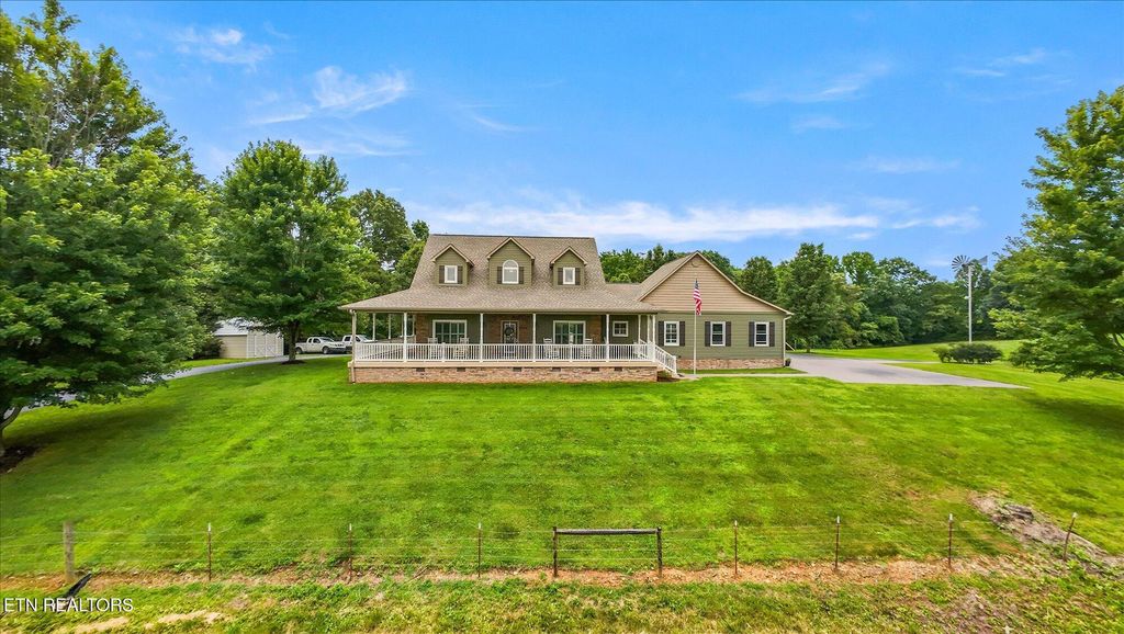 Photo of 745 Laurel Rd, Clinton, TN 37716 (MLS # 1304843)