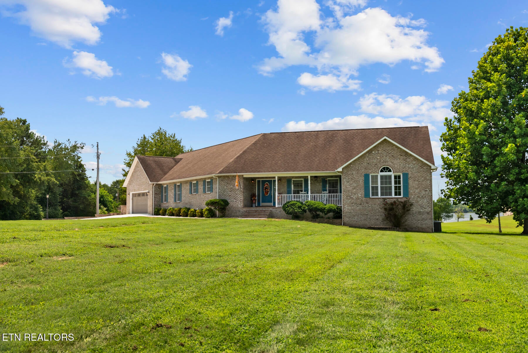 220 Sherman Circle
