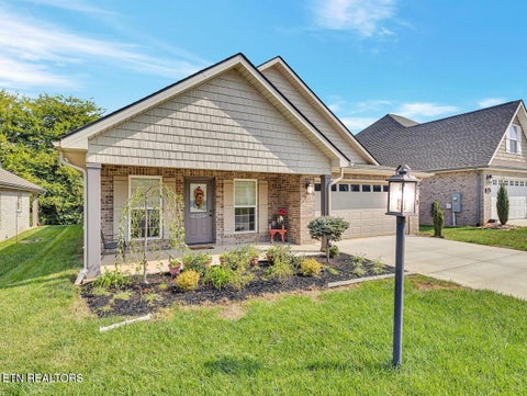 Tiny photo for 221 Sand Hills Drive, Maryville, TN 37801 (MLS # 1355635)