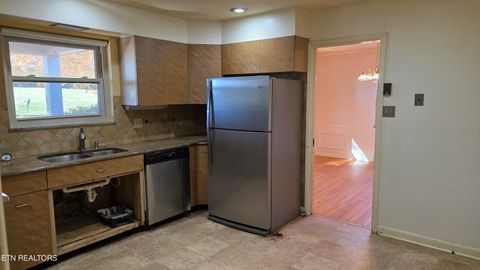 Tiny photo for 200 Suburban Rd, Knoxville, TN 37923 (MLS # 1320961)