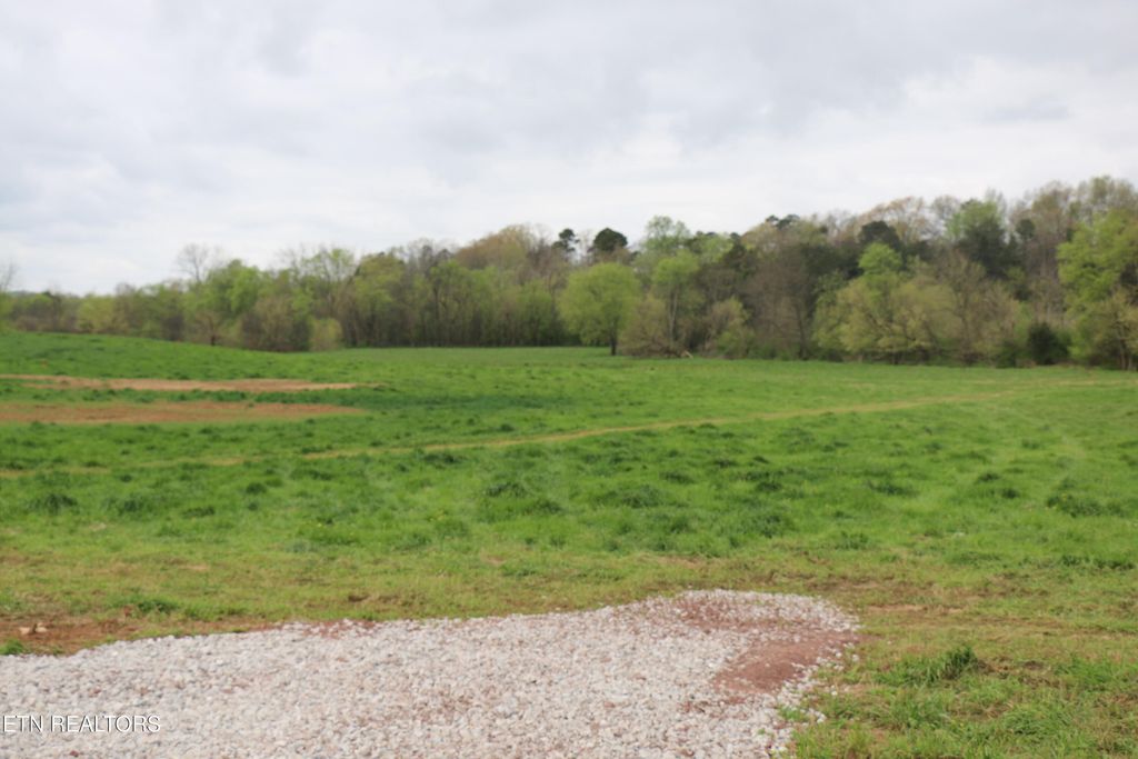 Photo of 838 Campground Rd, Madisonville, TN 37354 (MLS # 1335109)