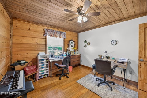 Tiny photo for 814 Moore Rd, Cookeville, TN 38506 (MLS # 1357440)