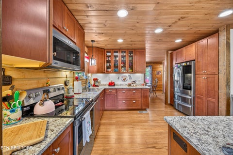 Tiny photo for 814 Moore Rd, Cookeville, TN 38506 (MLS # 1357440)