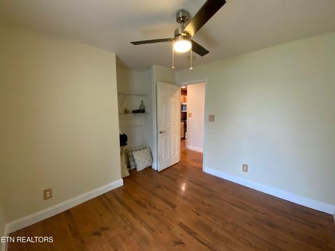 Tiny photo for 1621 Upper Ridge Court, Sevierville, TN 37862 (MLS # 1331290)