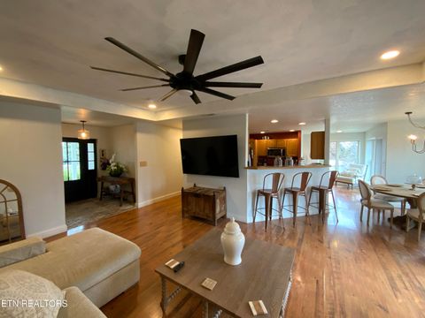 Tiny photo for 1621 Upper Ridge Court, Sevierville, TN 37862 (MLS # 1331290)