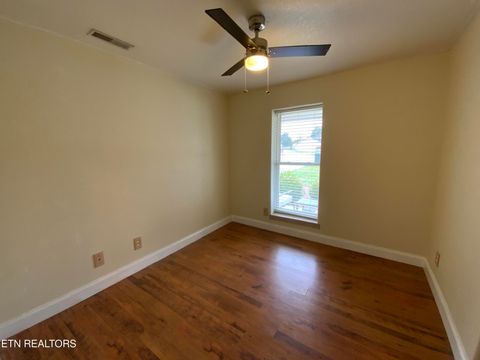 Tiny photo for 1621 Upper Ridge Court, Sevierville, TN 37862 (MLS # 1331290)
