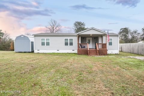 Photo of 219 N Lowe Rd, Crossville, TN 38571 (MLS # 1322876)