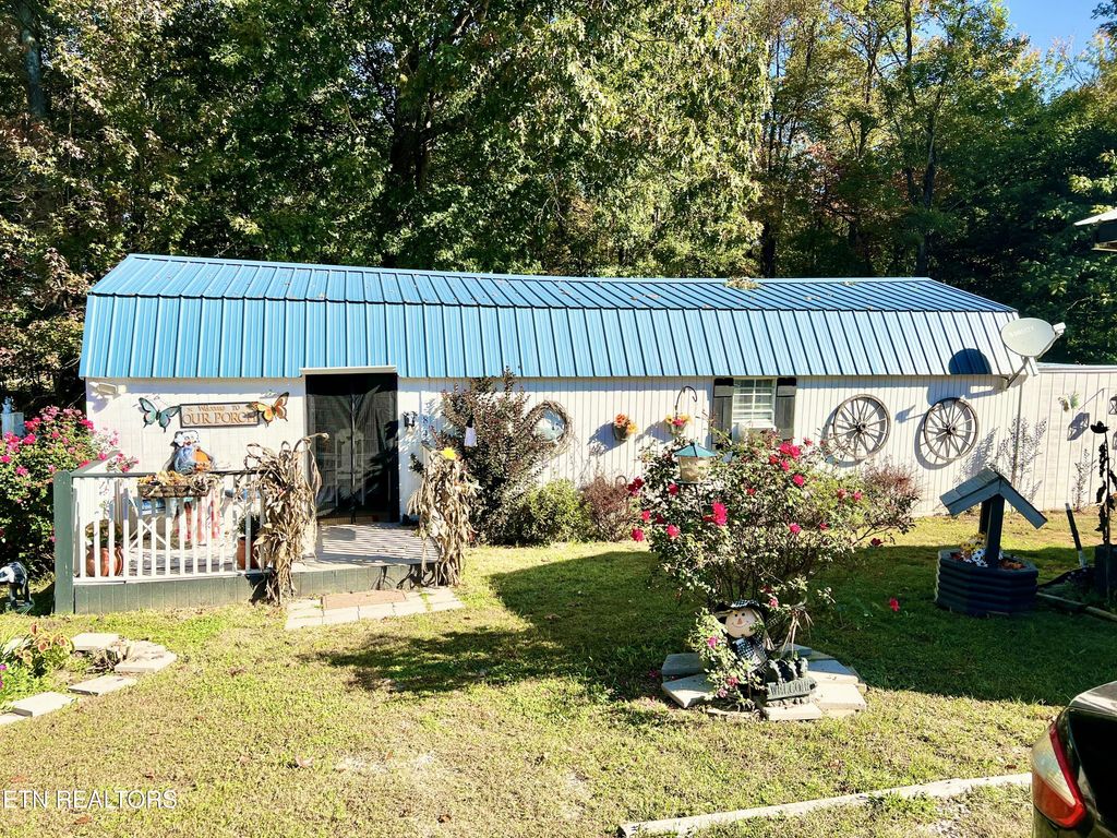 Photo of 284 Ray Cross Rd, Harriman, TN 37748 (MLS # 1318890)