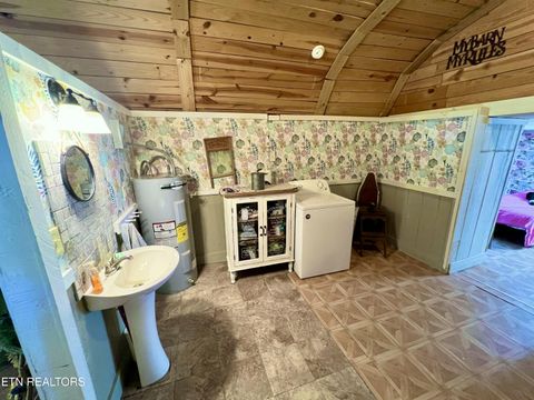 Tiny photo for 284 Ray Cross Rd, Harriman, TN 37748 (MLS # 1318890)