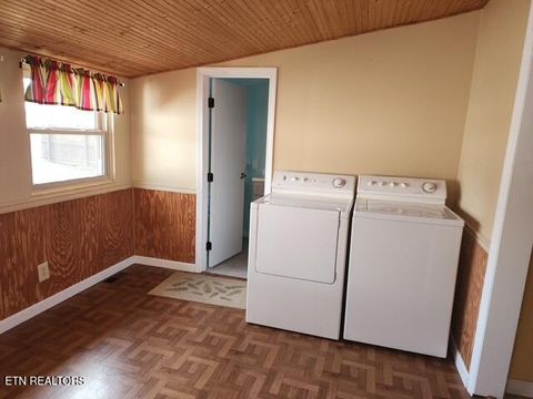 Tiny photo for 431 Powell Valley Marine Rd, LaFollette, TN 37766 (MLS # 1334542)