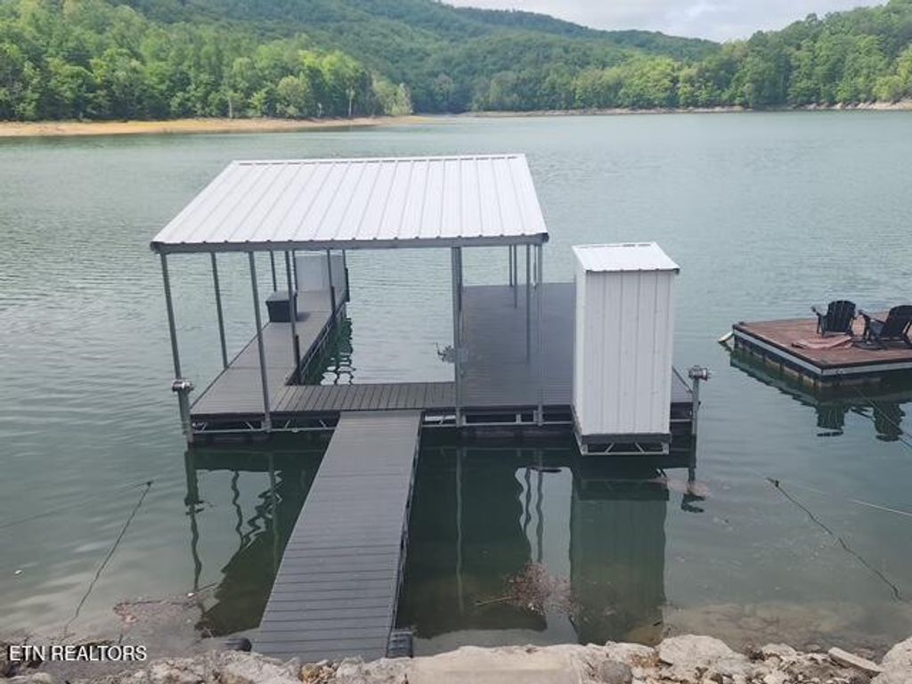 Photo of 431 Powell Valley Marine Rd, LaFollette, TN 37766 (MLS # 1334542)