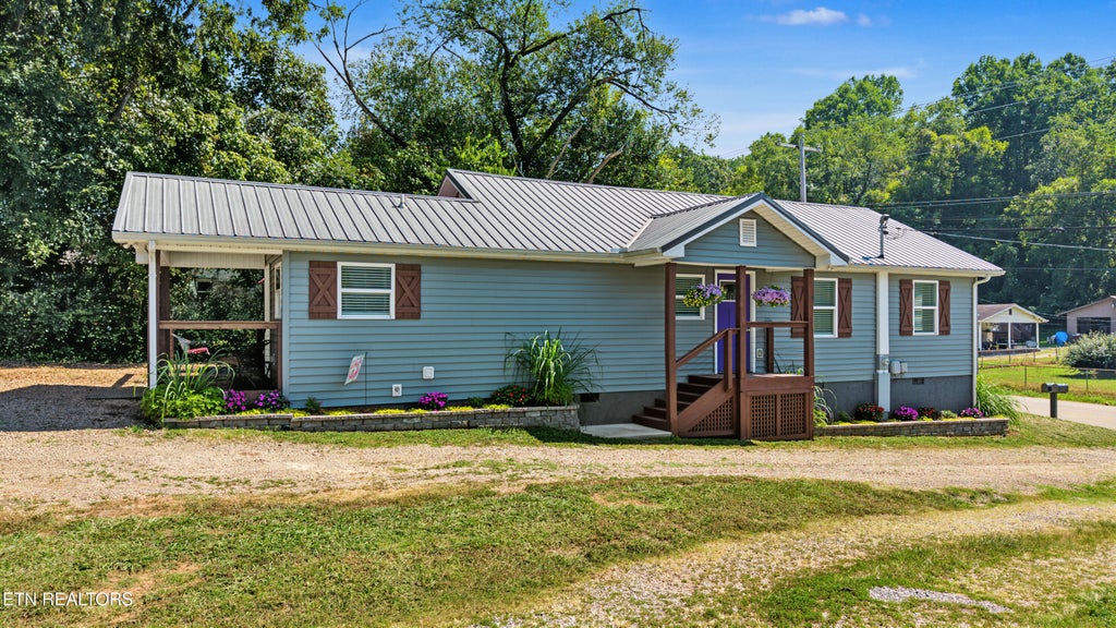 Photo of 121 Self Hollow Rd, Rockford, TN 37853 (MLS # 1353678)