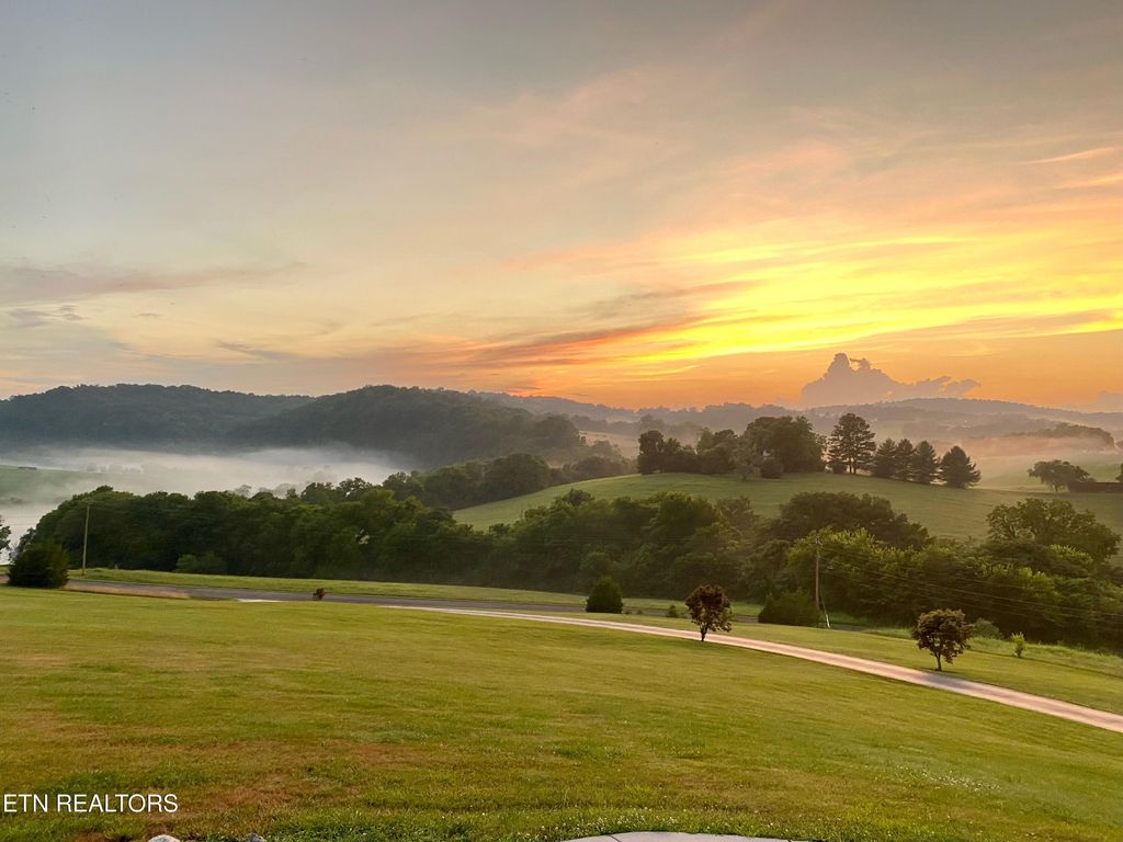 Photo of 1743 Holston River Drive, Rutledge, TN 37861 (MLS # 1282759)