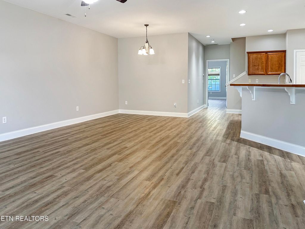 Photo of 132 Hardinberry St, Oak Ridge, TN 37830 (MLS # 1309151)