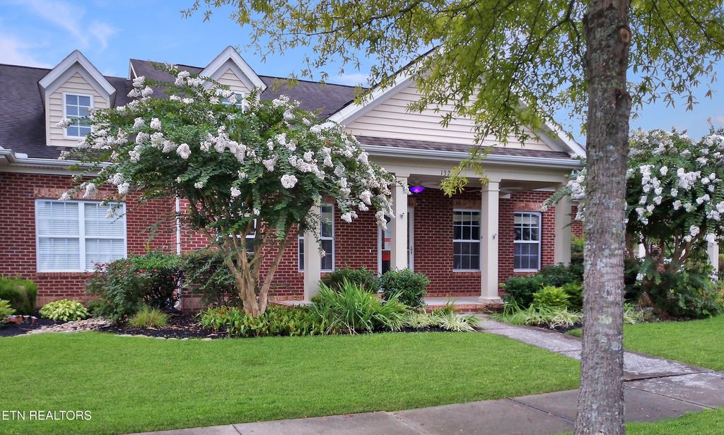 Photo of 132 Hardinberry St, Oak Ridge, TN 37830 (MLS # 1309151)