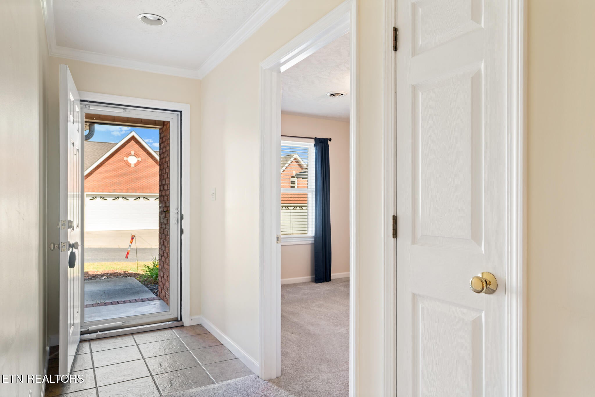 107 Creekwood Way