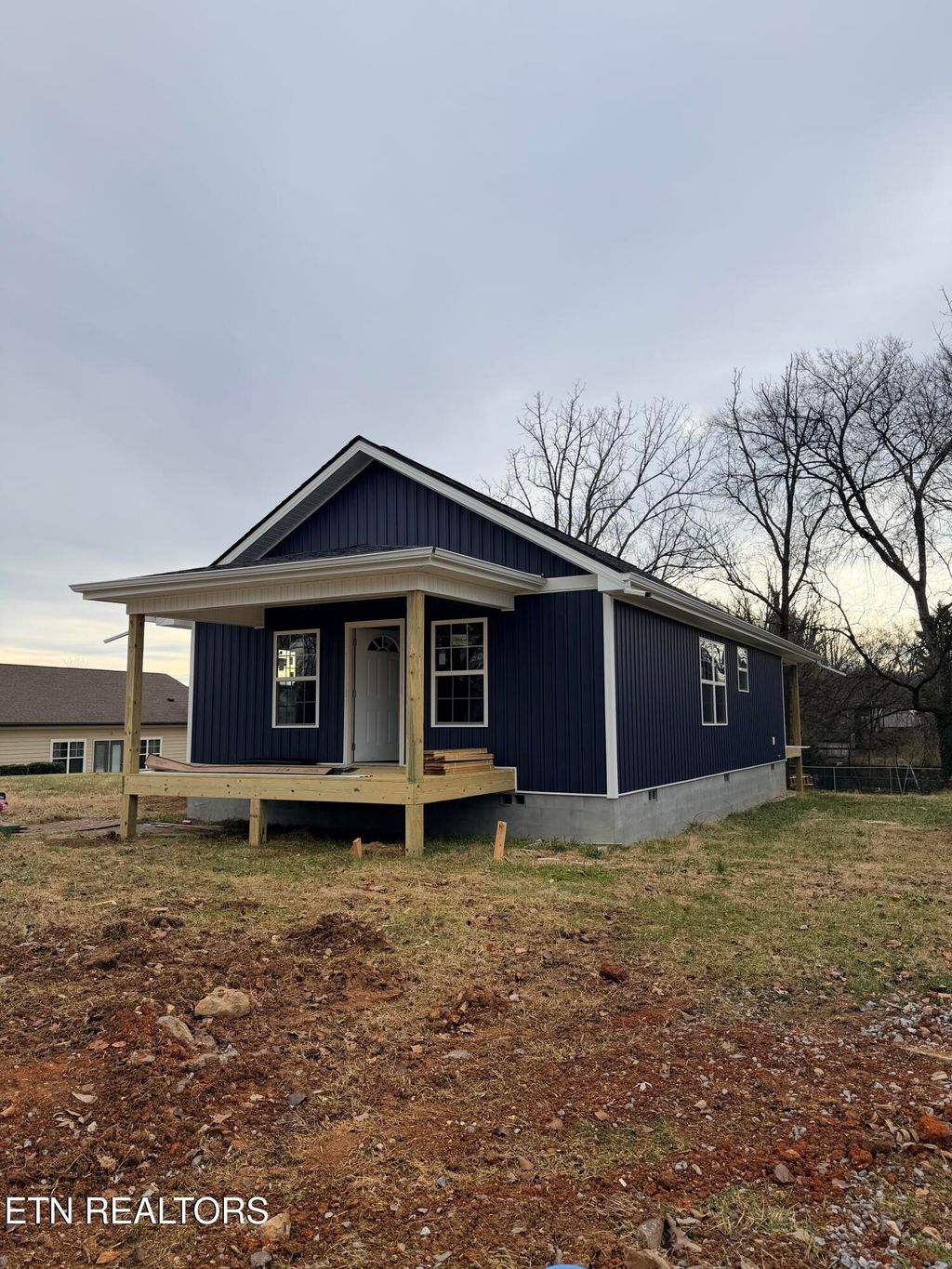 Photo of 742 Seymour St, Morristown, TN 37813 (MLS # 1324395)