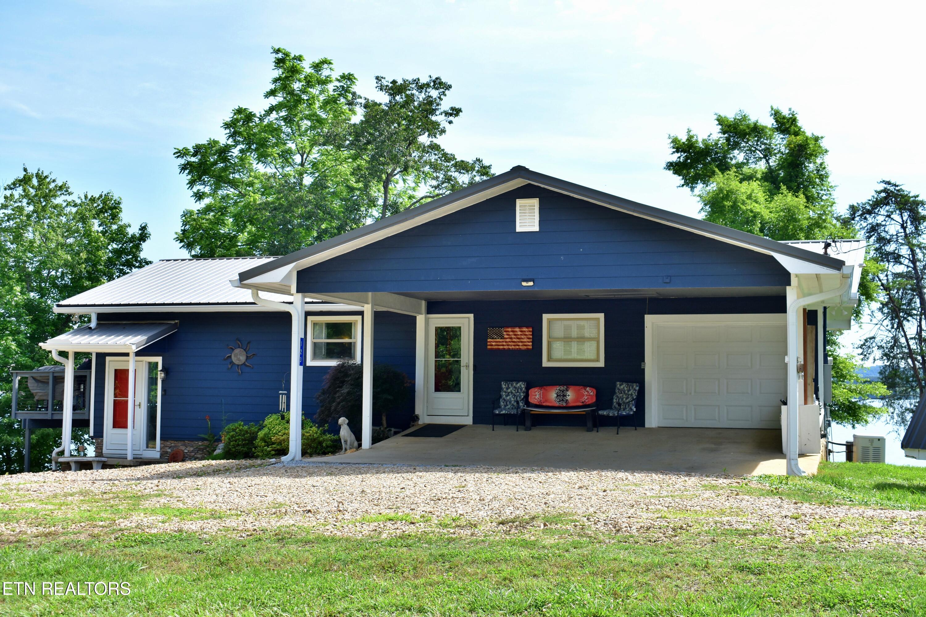 123 Lakewood Rd
