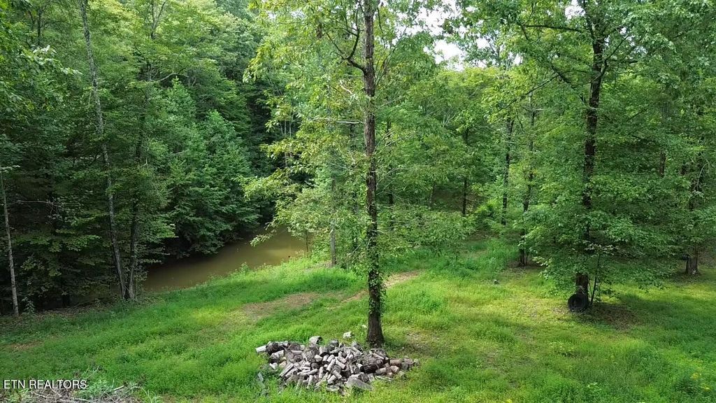 Photo of Eagle Ridge PVT Rd, Huntsville, TN 37756 (MLS # 1311511)