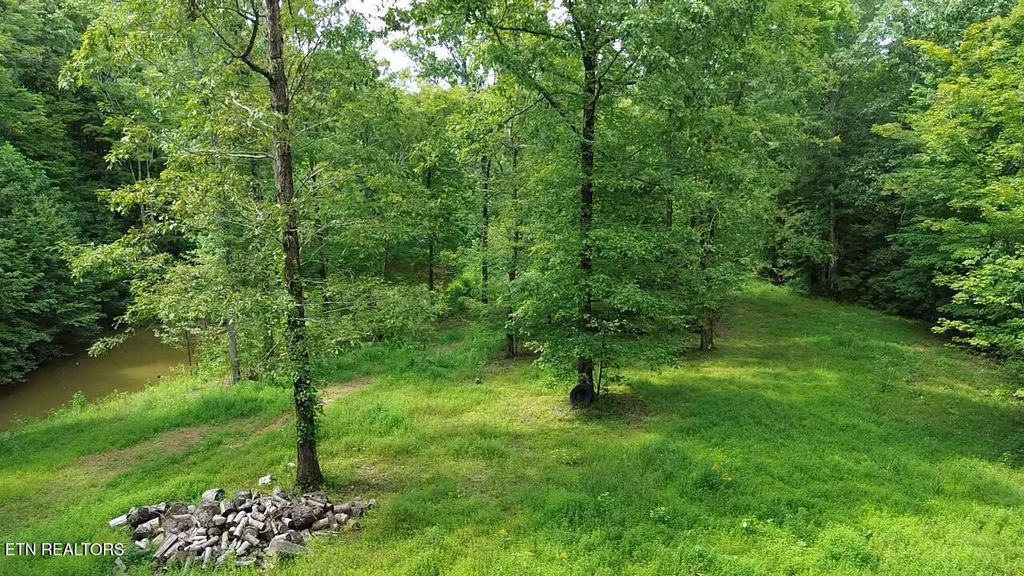 Photo of Eagle Ridge PVT Rd, Huntsville, TN 37756 (MLS # 1311511)
