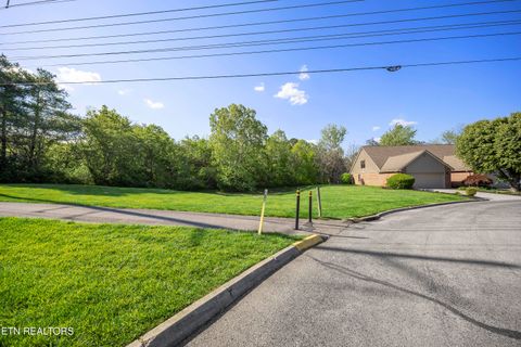 Tiny photo for 642 Farragut Commons Drive, Knoxville, TN 37934 (MLS # 1339599)